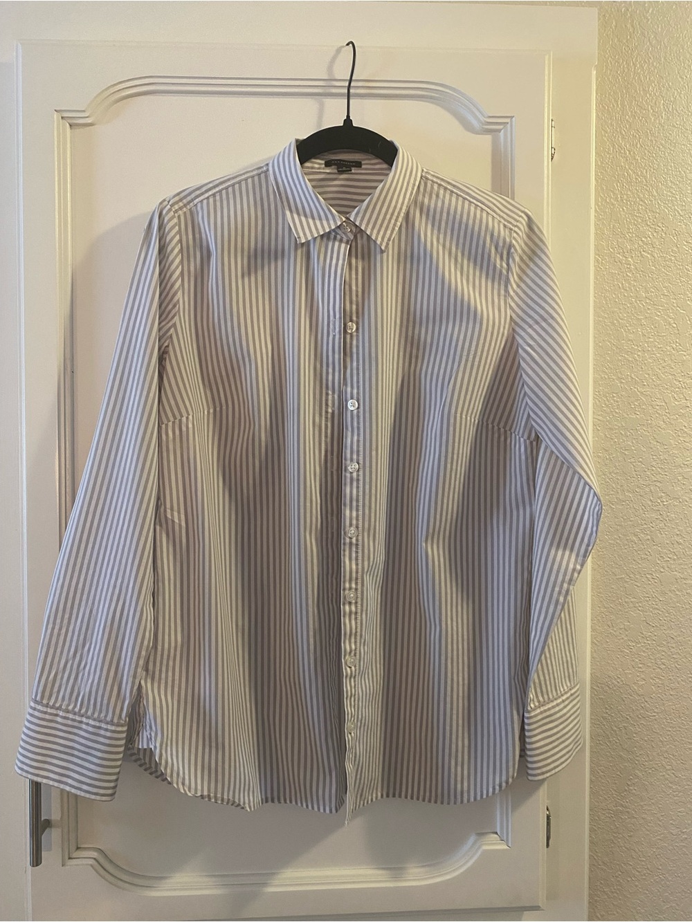 Ann Taylor Women’s grey and white striped blouse